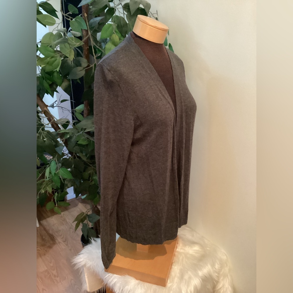 Old Navy dark gray lightweight cardigan open front Woman’s size Large - Picture 2 of 11